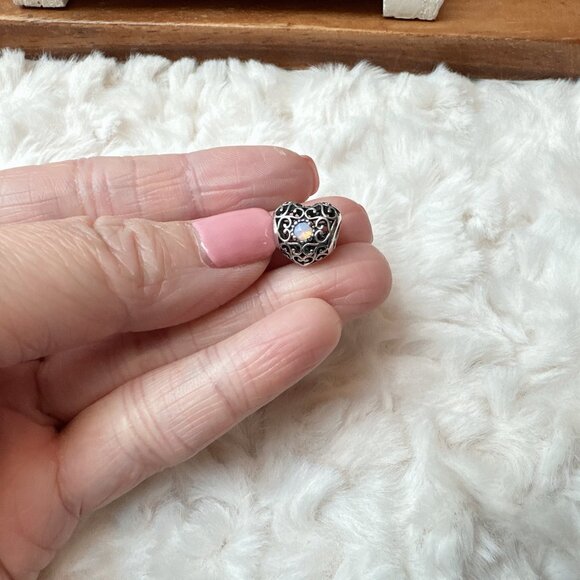 Pandora October Signature Heart Charm - Picture 2 of 5